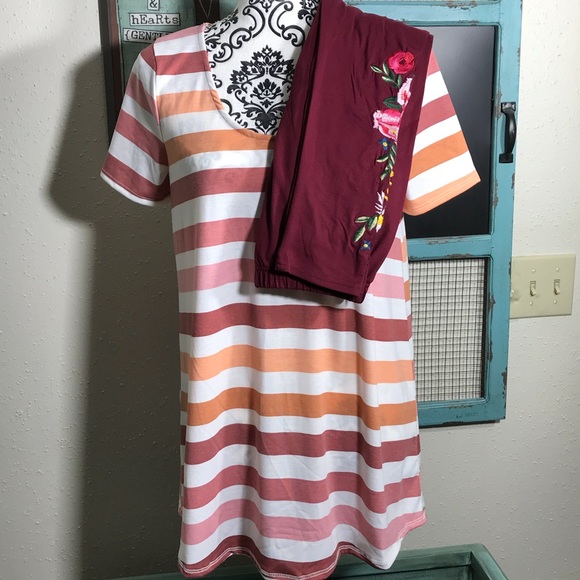 🌷A&D Embroidered Leggings 🌷 - Picture 4 of 4